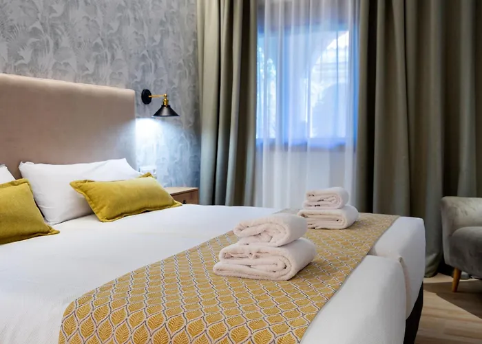 Complejo Valle Grande * Zarza La Mayor